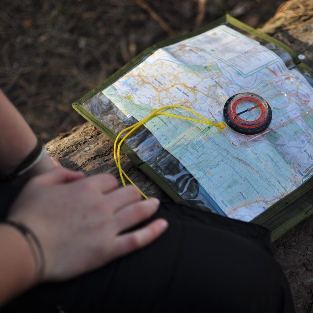 Orientacja w terenie - Akademia Bushcraftu i Survivalu dla Kobiet